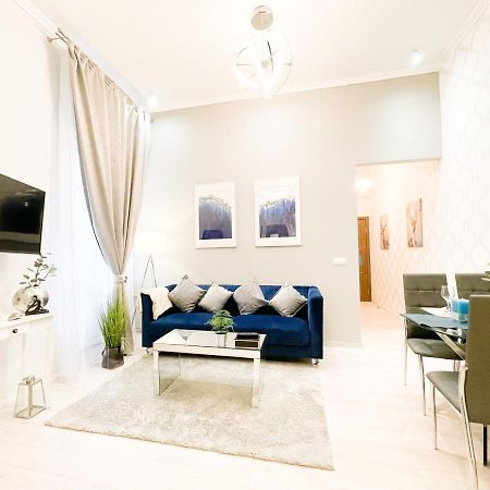 Downtown Deak-Ferris Wheel Luxury Home Boedapest Buitenkant foto