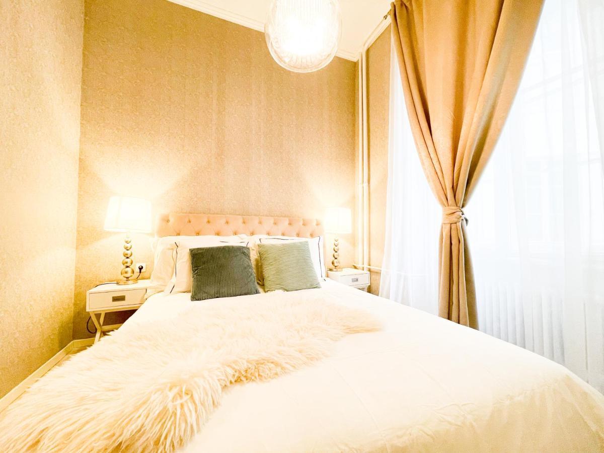 Downtown Deak-Ferris Wheel Luxury Home Boedapest Buitenkant foto